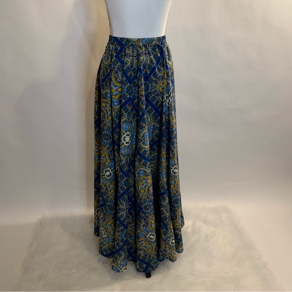 Beautiful Flowy Maxi Dress Made in India With Small Rope Waist Tie Size Small - Picture 12 of 12